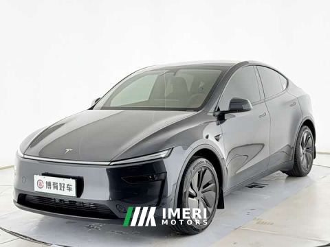 2026 Tesla Model Y Long Range Rear-Wheel Drive