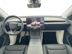 Tesla Model Y Long Range Rear-Wheel Drive - ფოტო 13