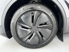 Tesla Model Y Long Range Rear-Wheel Drive - ფოტო 5