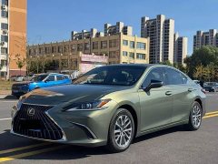 Lexus ES 2022 300h Excellence Edition - ფოტო 3