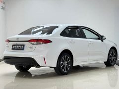 Toyota Corolla 1.8L CVT Luxury - ფოტო 4