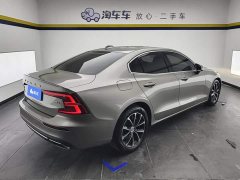 Volvo S60 B4 Smart Luxury Edition - ფოტო 3