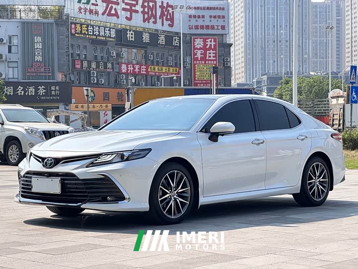 Toyota Camry 2.5G Luxury