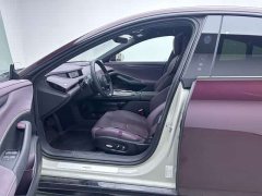 Xiaomi SU7 2024 Rear-Wheel Drive Standard Founder Edition - ფოტო 16