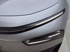 XPeng P7 Pure Electric 615 Max Flagship - ფოტო 17