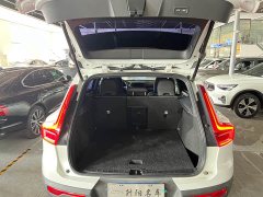 Volvo XC40 B3 Smart Remote Luxury Edition - ფოტო 5
