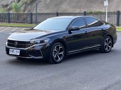 Volkswagen Passat 380TSI Starry Sky Dragon Ascendant Edition - ფოტო 1