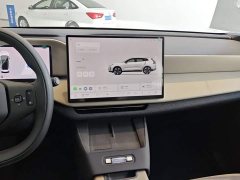 Volvo XC70 Plug-in Hybrid AWD Extended Range Plus - ფოტო 13
