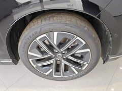 Volvo XC70 Plug-in Hybrid AWD Extended Range Plus - ფოტო 6