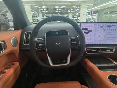 Li Auto L6 2024 Pro - ფოტო 10