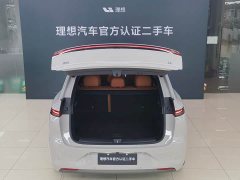 Li Auto L6 2024 Pro - ფოტო 18