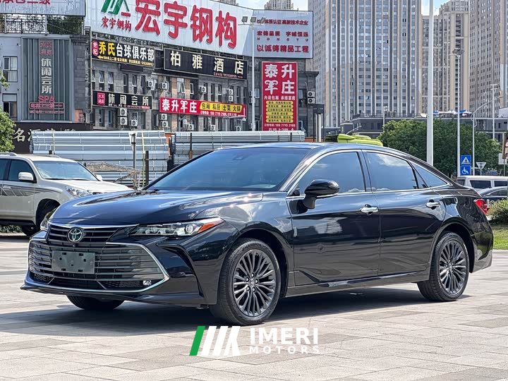 Toyota Camry 2.5L Touring Premium China VI