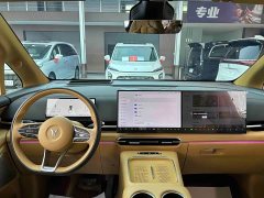 Voyah Lantu Dreamchaser PHEV AWD Luxury Kunpeng Edition - ფოტო 14