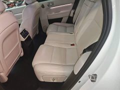 Li Auto L6 Pro - ფოტო 16