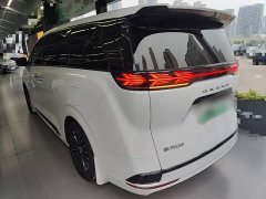 Denza D9 2022 DM-i 970 AWD Flagship - ფოტო 4
