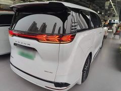 Denza D9 2022 DM-i 970 AWD Flagship - ფოტო 6