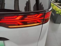 Denza D9 2022 DM-i 970 AWD Flagship - ფოტო 7
