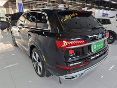 Audi Q7 55 TFSI quattro S Prestige - ფოტო 4