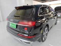 Audi Q7 55 TFSI quattro S Prestige - ფოტო 6