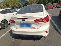 Ford Focus 2022 Sedan EcoBoost 180 Automatic ST Line - ფოტო 5