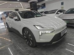 Polestar 4 Single MotorStandard Range - ფოტო 3