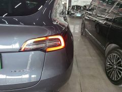 Tesla Model Y Rear-Wheel Drive - ფოტო 7