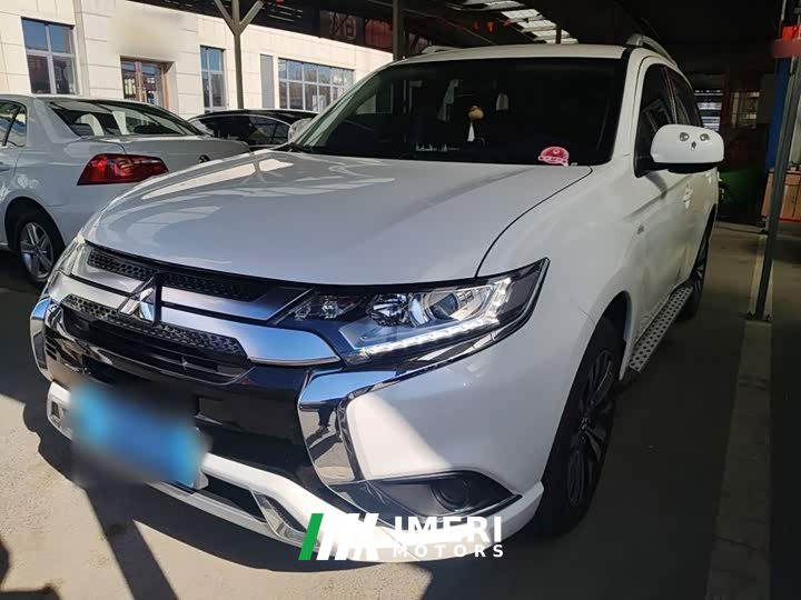 Mitsubishi Outlander 2.0L FWD Comfort 5-Seater - ავტომობილი ჩინეთიდან