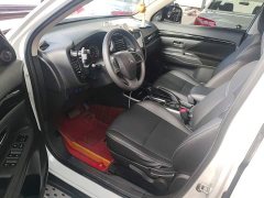 Mitsubishi Outlander 2.0L FWD Comfort 5-Seater - ფოტო 15