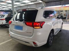 Mitsubishi Outlander 2.0L FWD Comfort 5-Seater - ფოტო 6
