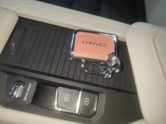 Lynk & Co Geely Lynk & Co 06 1.5T Shero Pink Special Edition - ფოტო 8