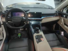 Lynk & Co Geely Lynk & Co 06 1.5T Shero Pink Special Edition - ფოტო 9