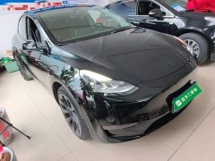 Tesla Model Y Standard Range RWD - ფოტო 3