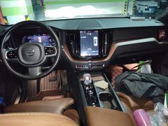 Volvo XC60 2022 B5 AWD Smart Remote Luxury Edition - ფოტო 12