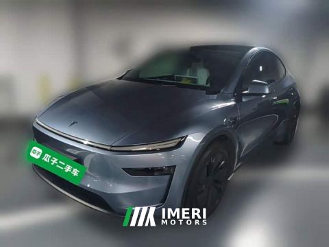 2025 Tesla Model Y Rear-Wheel Drive Launch Edition