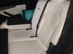 Tesla Model Y Rear-Wheel Drive Launch Edition - ფოტო 14