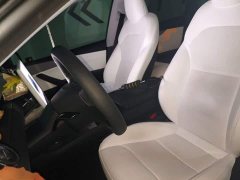 Tesla Model Y Rear-Wheel Drive Launch Edition - ფოტო 7