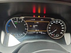Nissan Qashqai e-POWER Hybrid Dual Motor AWD Luxury Edition - ფოტო 3