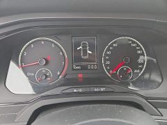 Volkswagen Polo 2019 Plus 1.5L Automatic Panoramic Sunroof Comfort Edition - ფოტო 3