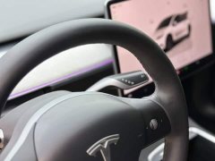 Tesla Model Y Rear-Wheel Drive - ფოტო 4