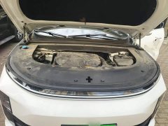 Li Auto L6 Pro - ფოტო 19