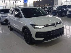 Volkswagen Touareg 2025 Sharp 300TSI Keen Edition - ფოტო 3
