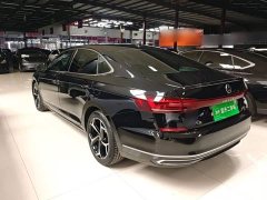 Volkswagen Passat Facelift 330TSI Starry Sky Elite - ფოტო 4