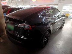 Tesla Model Y Rear-Wheel Drive - ფოტო 6