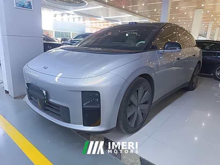 Li Auto i6 2025 Four-Wheel Drive Standard Edition - ავტომობილი ჩინეთიდან