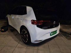 Volkswagen ID.3 Outstanding Edition - ფოტო 4