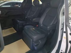 Toyota Sienna 2021 2.5L Hybrid Premium Edition - ფოტო 16