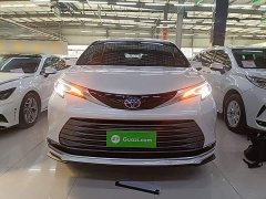Toyota Sienna 2021 2.5L Hybrid Premium Edition - ფოტო 2