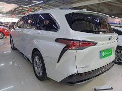Toyota Sienna 2021 2.5L Hybrid Premium Edition - ფოტო 4