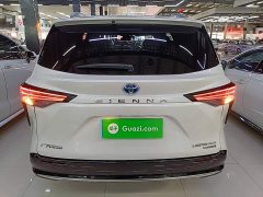 Toyota Sienna 2021 2.5L Hybrid Premium Edition - ფოტო 5