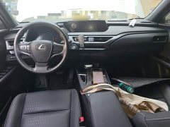 Lexus UX 2020 200 Special Edition - ფოტო 9